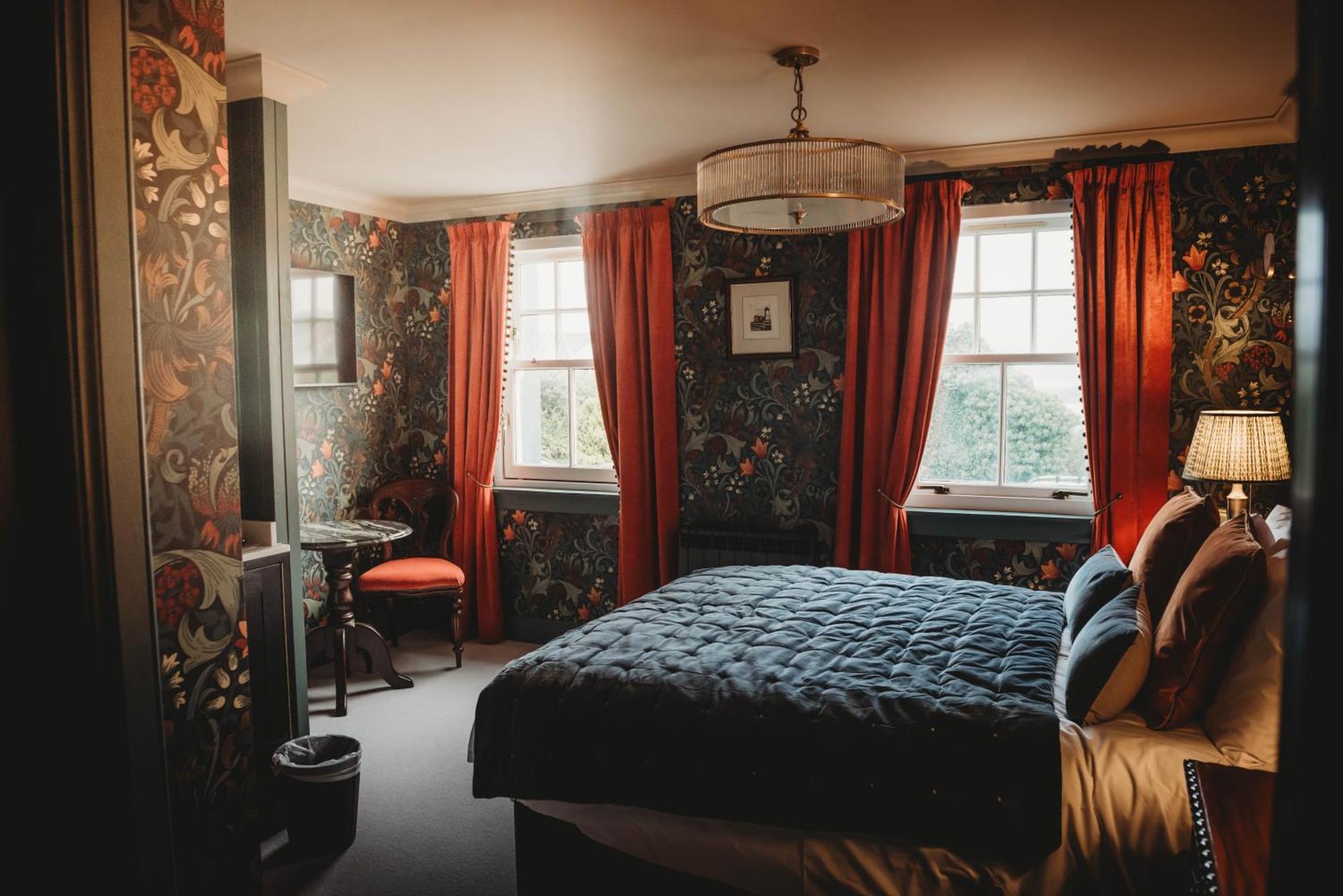 Roslyn House Hotel Tobermory Bagian luar foto