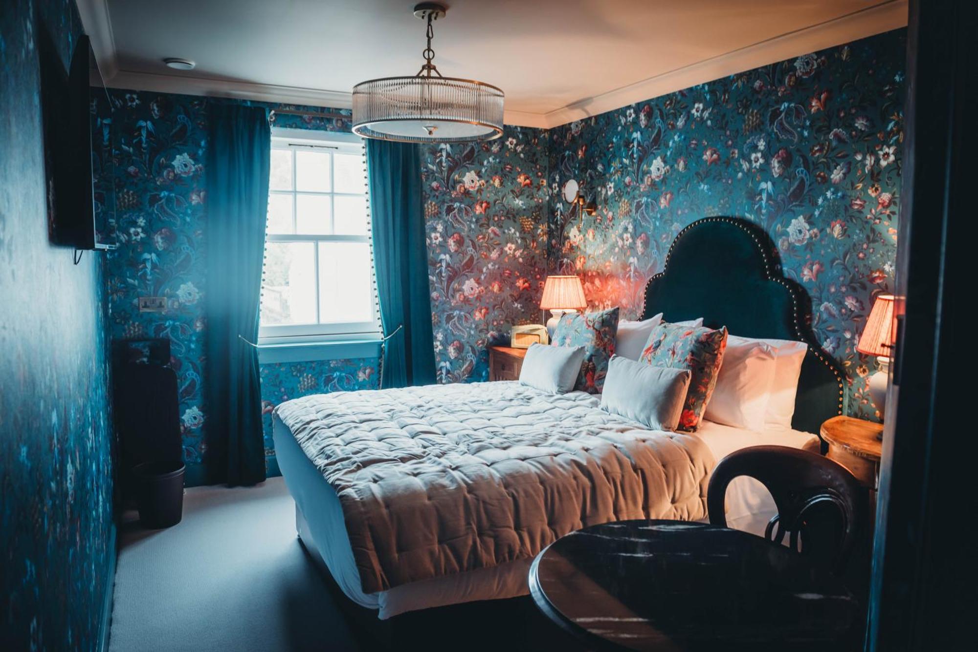 Roslyn House Hotel Tobermory Bagian luar foto