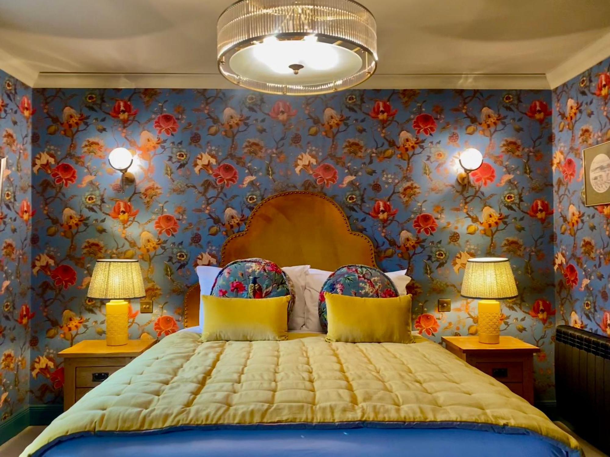 Roslyn House Hotel Tobermory Bagian luar foto